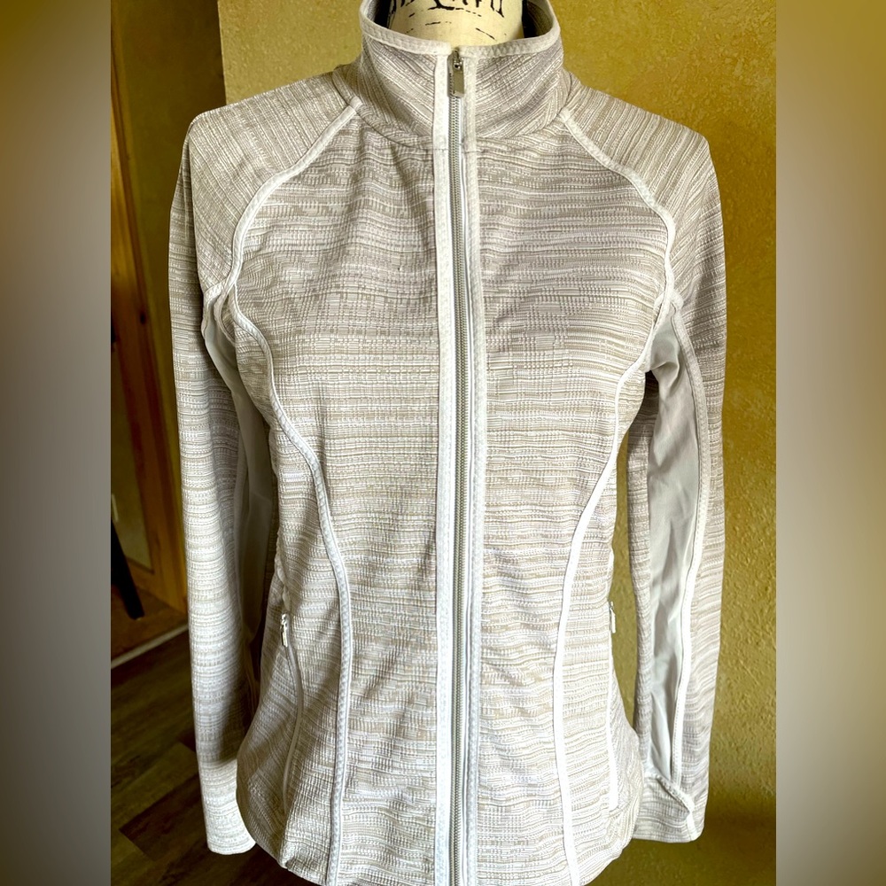 Athleta Elation Jacket Medium Powervita Cream